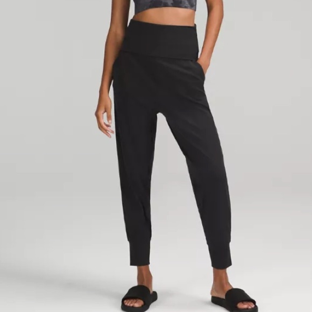 lululemon Align Super-High-Rise Ribbed-Waist Jogger